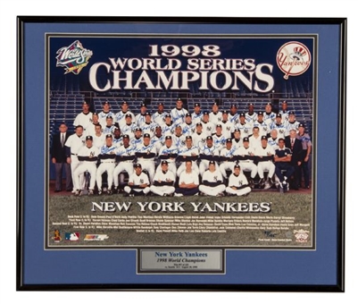 1998 New York Yankees Team Signed 16x20 Photo (32 Signatures incl Jeter & Rivera)